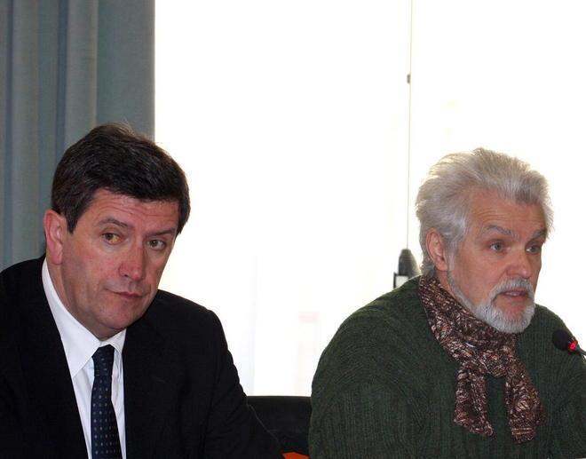 «Poggio e Carmignano tornino unico Comune»