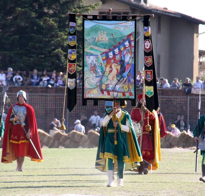 Palio, la maledizione della pioggia «Rinvio? Un guaio» 