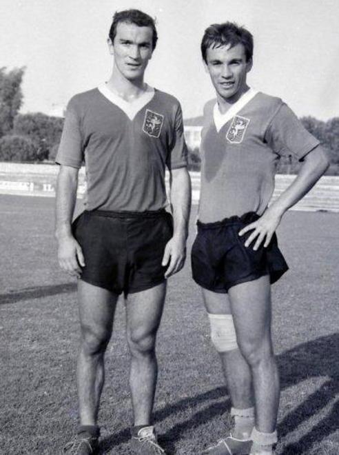 Oggi in regalo la prima foto storica 