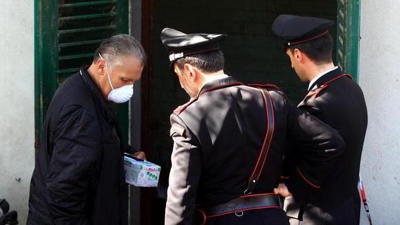 Sparito da due mesi, era morto in casa seppellito dai rifiuti
