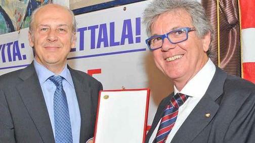 Premio a Giampedroni simbolo di abnegazione