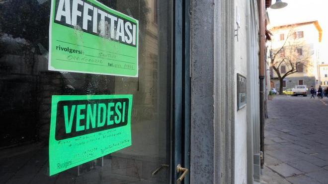La crisi ora fa più paura e crollano gli investimenti