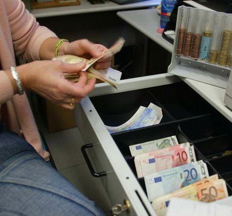 L’istituto di credito chiude il bilancio 2011 con un utile lordo di 2,14 milioni di euro