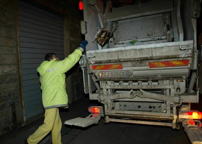 Rifiuti, un utente su dieci non paga subito la bolletta 