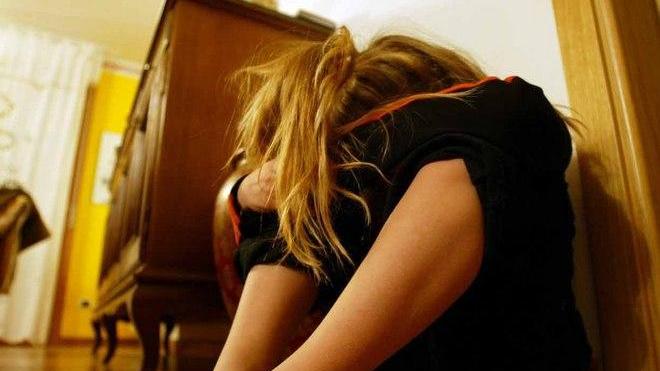 Induce minorenni a prostituirsi