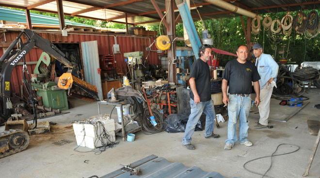 Rubano 3mila litri di gasolio in un’azienda 