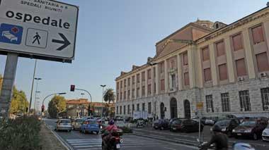 «Ferite pulite male e lenzuola mai lavate»