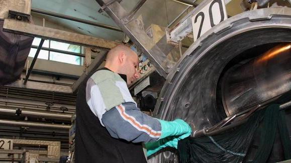 Tingere senza inquinare grazie alla rete d’impresa