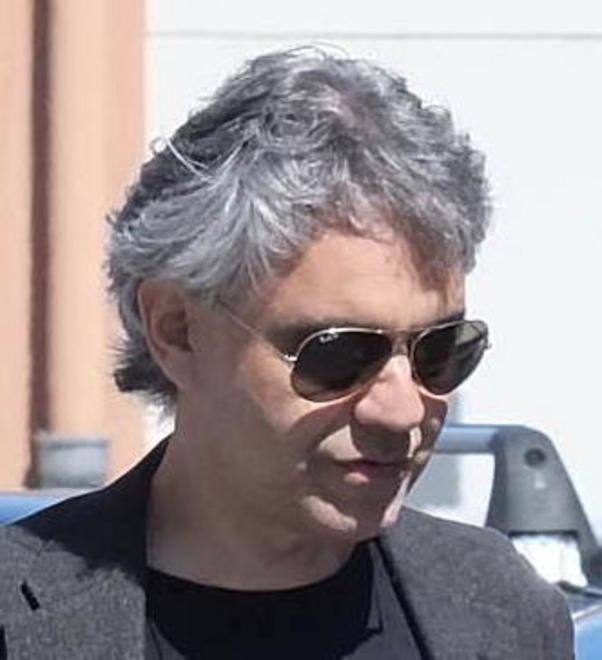 Andrea Bocelli intervistato dagli allievi del Sant’Anna