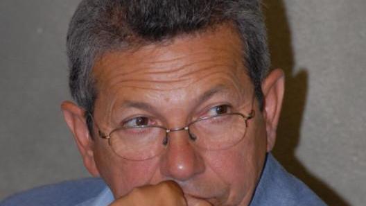 Demolizioni e caso pontili in mano al nuovo prefetto