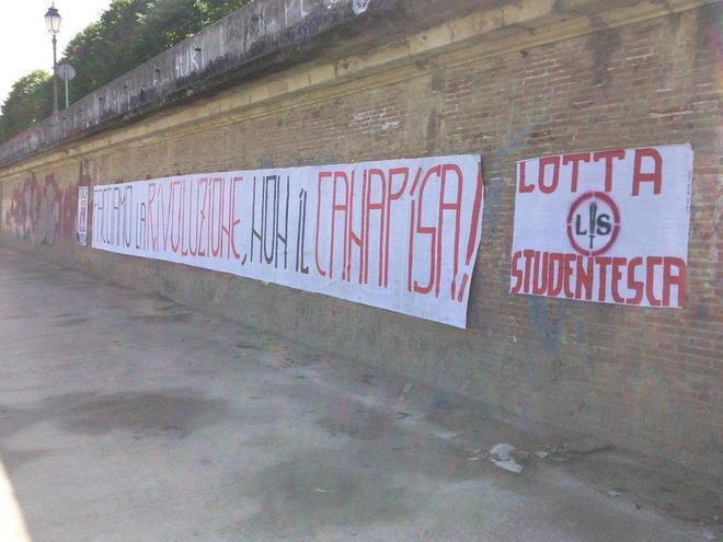 Striscione di Forza Nuova contro rave antiproibizionista 