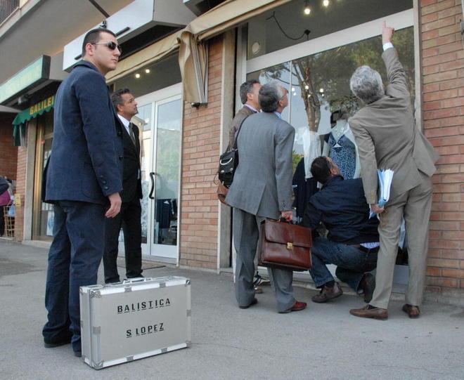 Sparatoria davanti al bar, cambia l’accusa 