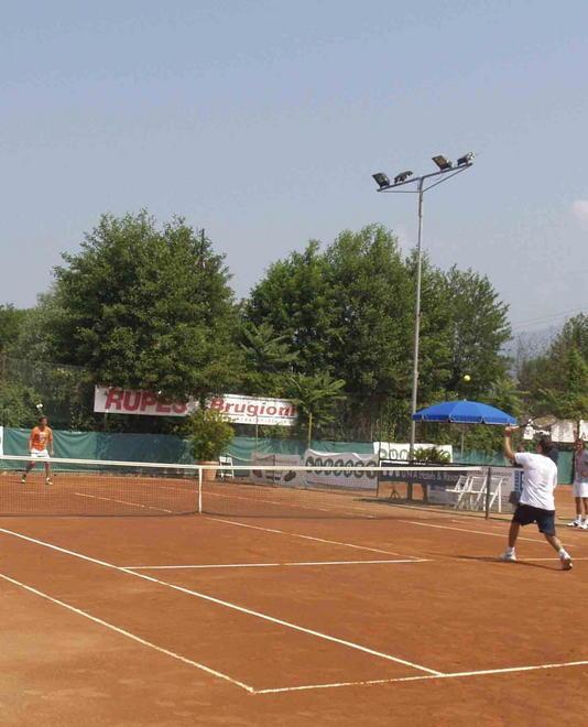 Campi da tennis nella terra del Genio c’è l’ok del Comune 