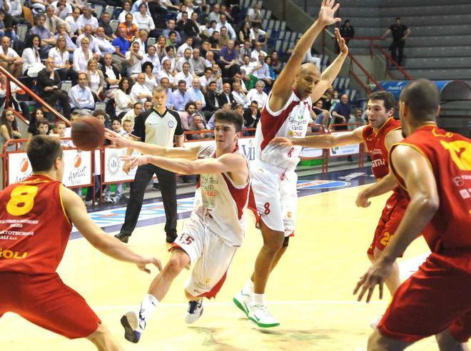 Stasera Giorgio Tesi Group vuole chiudere i conti 