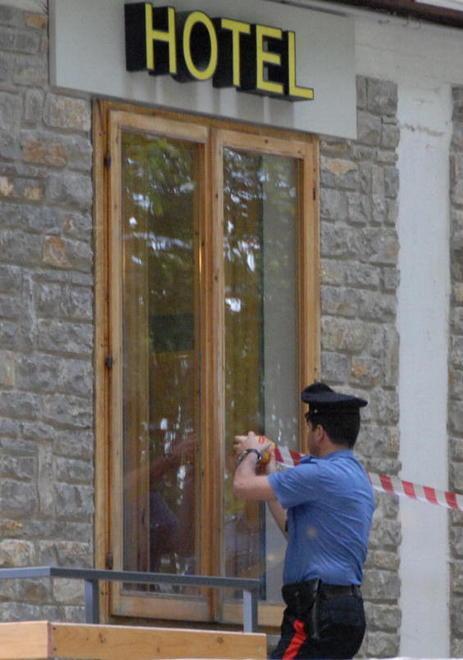 Tentò di uccidere la figlia e la moglie Chiesto il processo 
