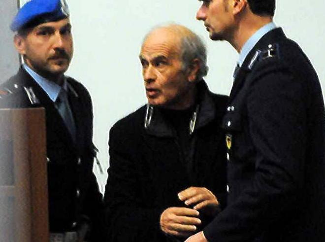 «Hanno minacciato di licenziarmi» 