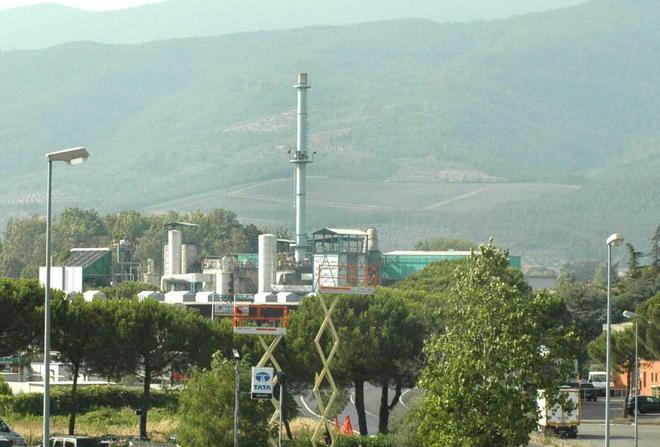 Rifiuti, tutti contrari al piano: comitati politici e cittadini