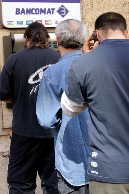 Conti correnti, Bot, azioni: come difendersi dalla crisi 