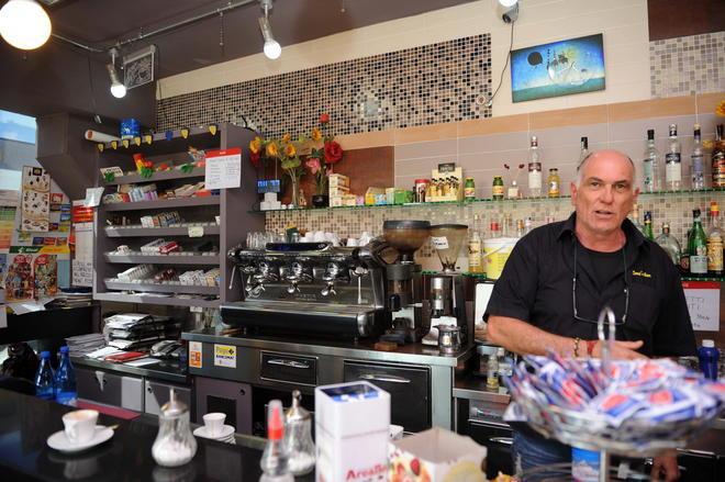 Ruba nel bar per due volte a distanza di una settimana 
