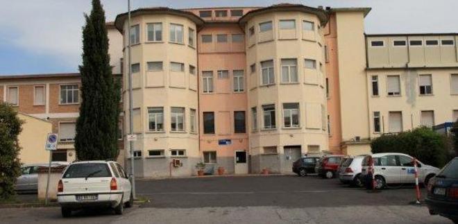 Camilli lancia l’allarme «Smantellano l’ospedale»