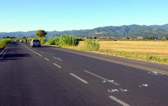 Scontro con auto, grave centauro 