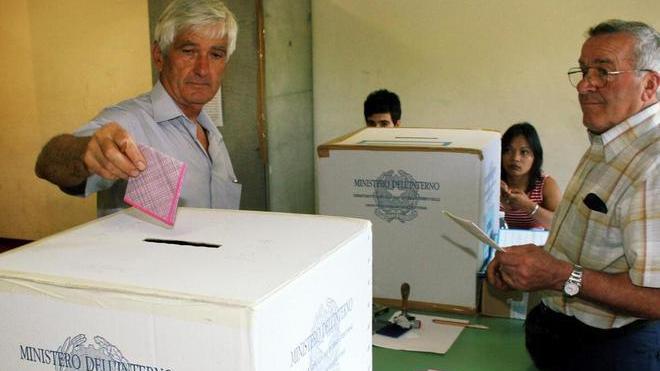 Camaiore sceglie il sindaco Affluenza: alle 22 ha votato il 38,5%