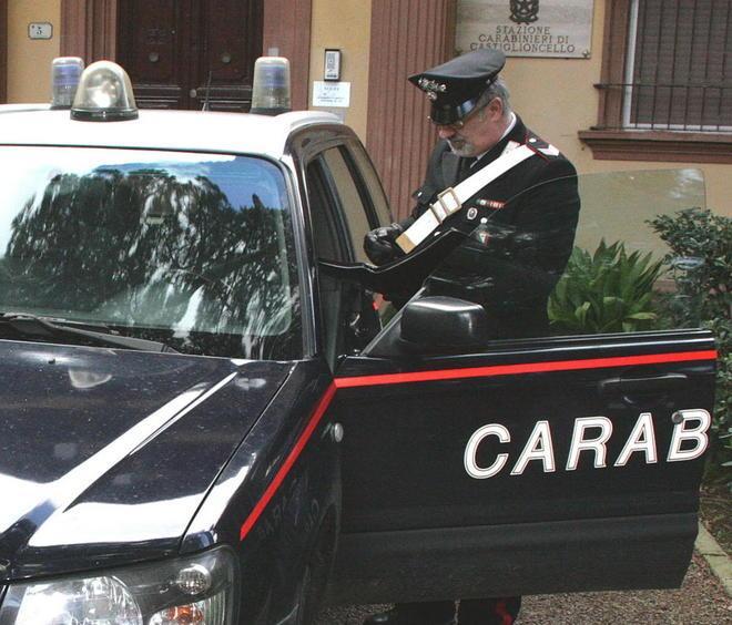 Tentato furto, giovane messo nei guai dal suo tatuaggio