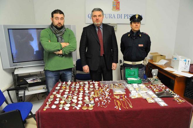 Blitz in cinque campi nomadi, 18 arresti 