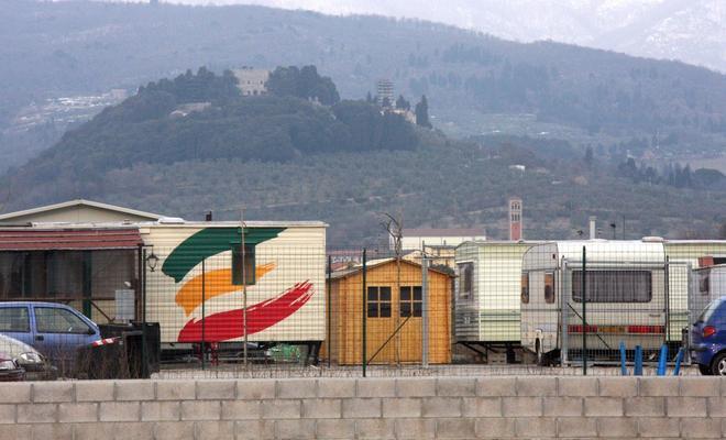 Retata di ladri nei campi nomadi, coinvolto quello di Montemurlo 