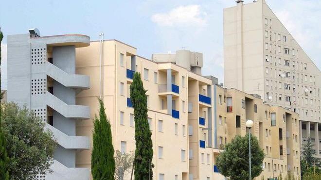 Più alloggi che famiglie in città 2.000 case vuote