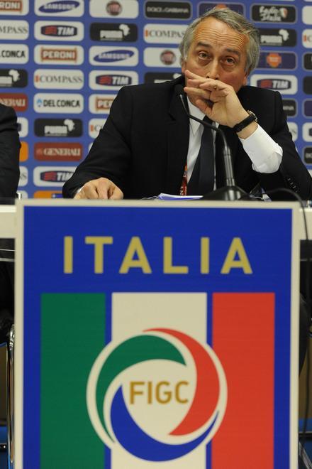 Apre il museo chic con la maglia azzurra dedicata a Sasso