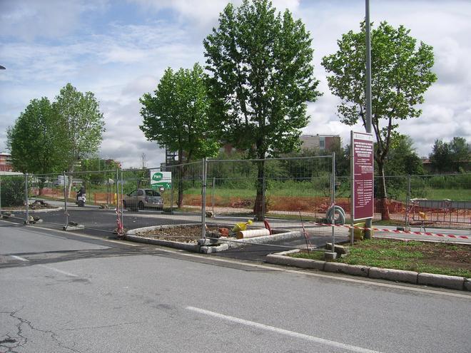 Tutti contro la nuova viabilità a Fabbricotti 