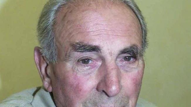 Firme per ridurre gli stipendi ai politici