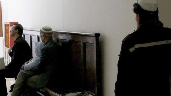 Comune sotto assedio I senza tetto chiedono casa