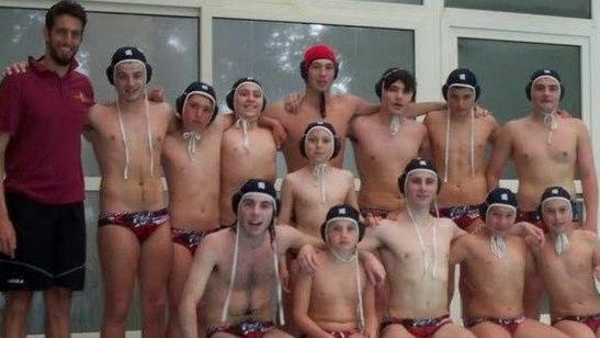 In vasca piovono gol con la Pallanuoto Livorno