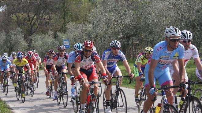 A Istia il campionato toscano Acsi di ciclismo