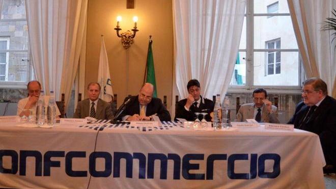 Meno soldi spesi in sicurezza, ma ci saranno più vigili in città