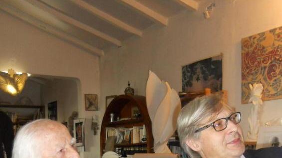Il ciclone Sgarbi su Marble weeks sveglia alle 2 di notte Berlusconi
