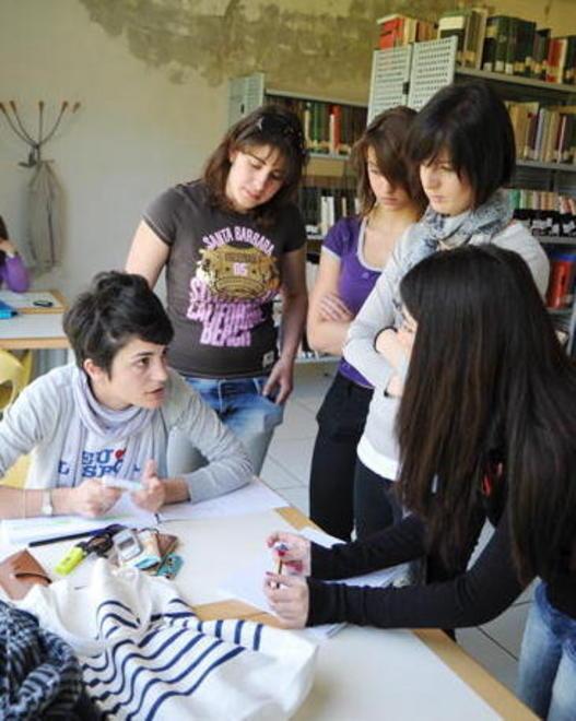 Premi agli studenti per il “Juke-box del libro”