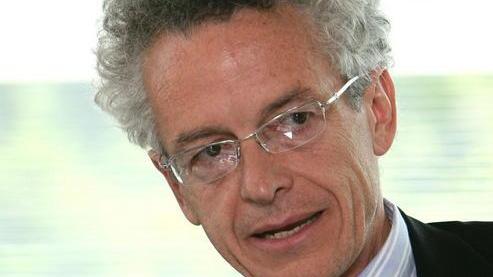Un dossier di 24 pagine sull’economia. E un intervento di Rampini