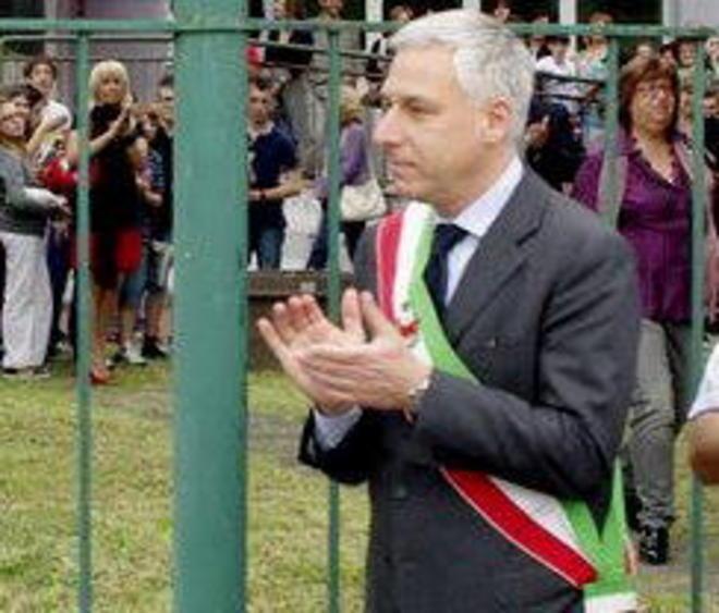 Il Pd: pronta la tessera per il sindaco