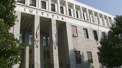 Falso allarme bomba al Tribunale di Pisa, aule evacuate 