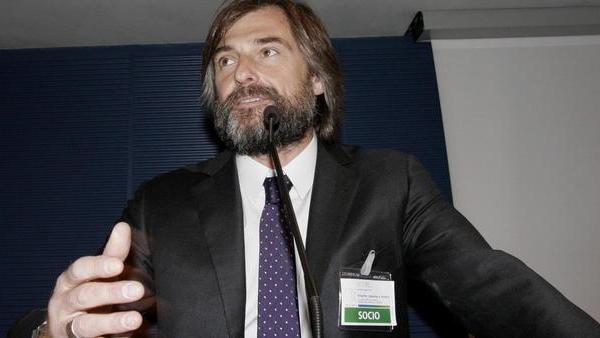 «Un patto tra Prato e politici Pd e Pdl»