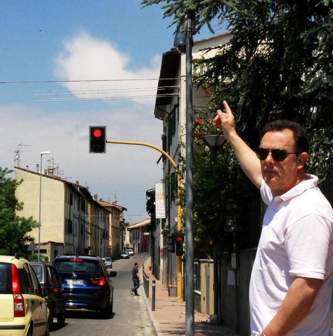 Ecco i semafori con le telecamere sarà filmato chi passerà col rosso 