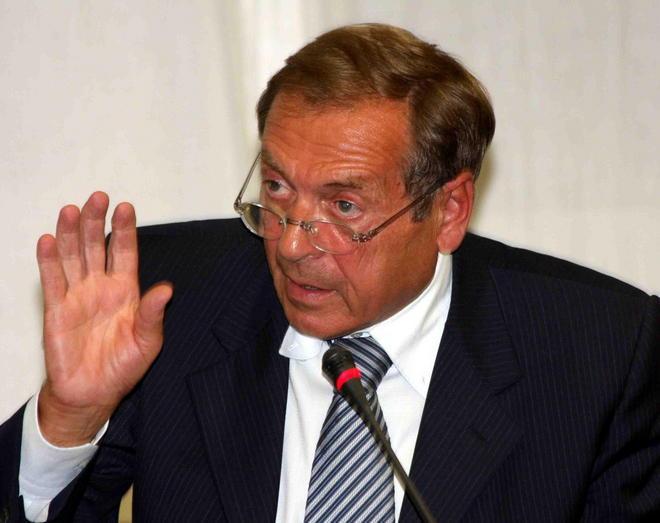«Si propone tutto e il suo contrario»
