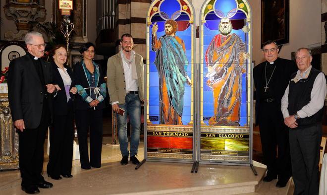 Due vetrate nella cattedrale 