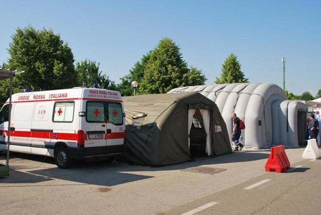 In Emilia i volontari di Quarrata 
