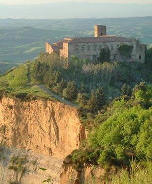 È uno dei monasteri più importanti della toscana