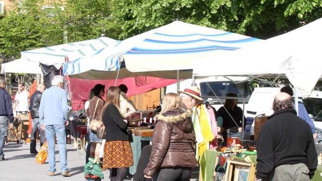 Il mercatino antiquario torna in centro