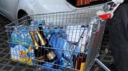 Fanno la spesa alla Coop “dimenticandosi” di pagare